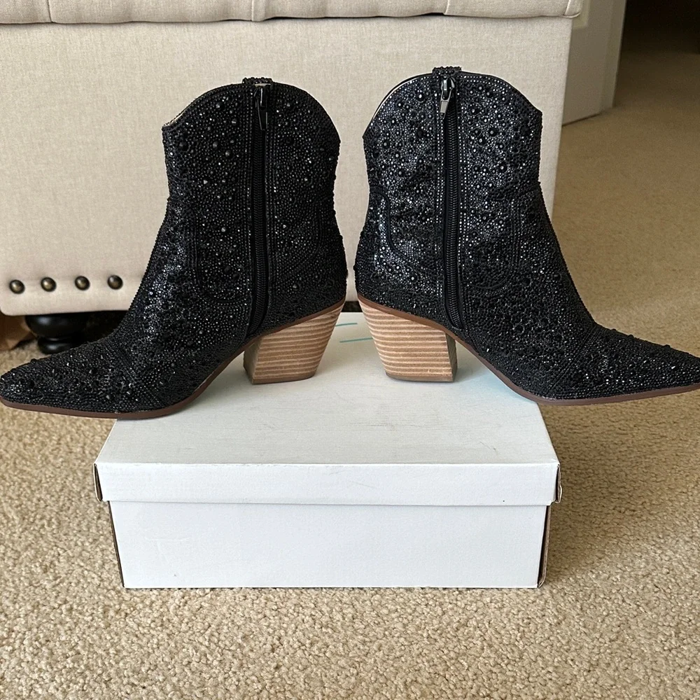 Betsey Johnson Glitter Black Ankle Booties - Picture 3 of 10